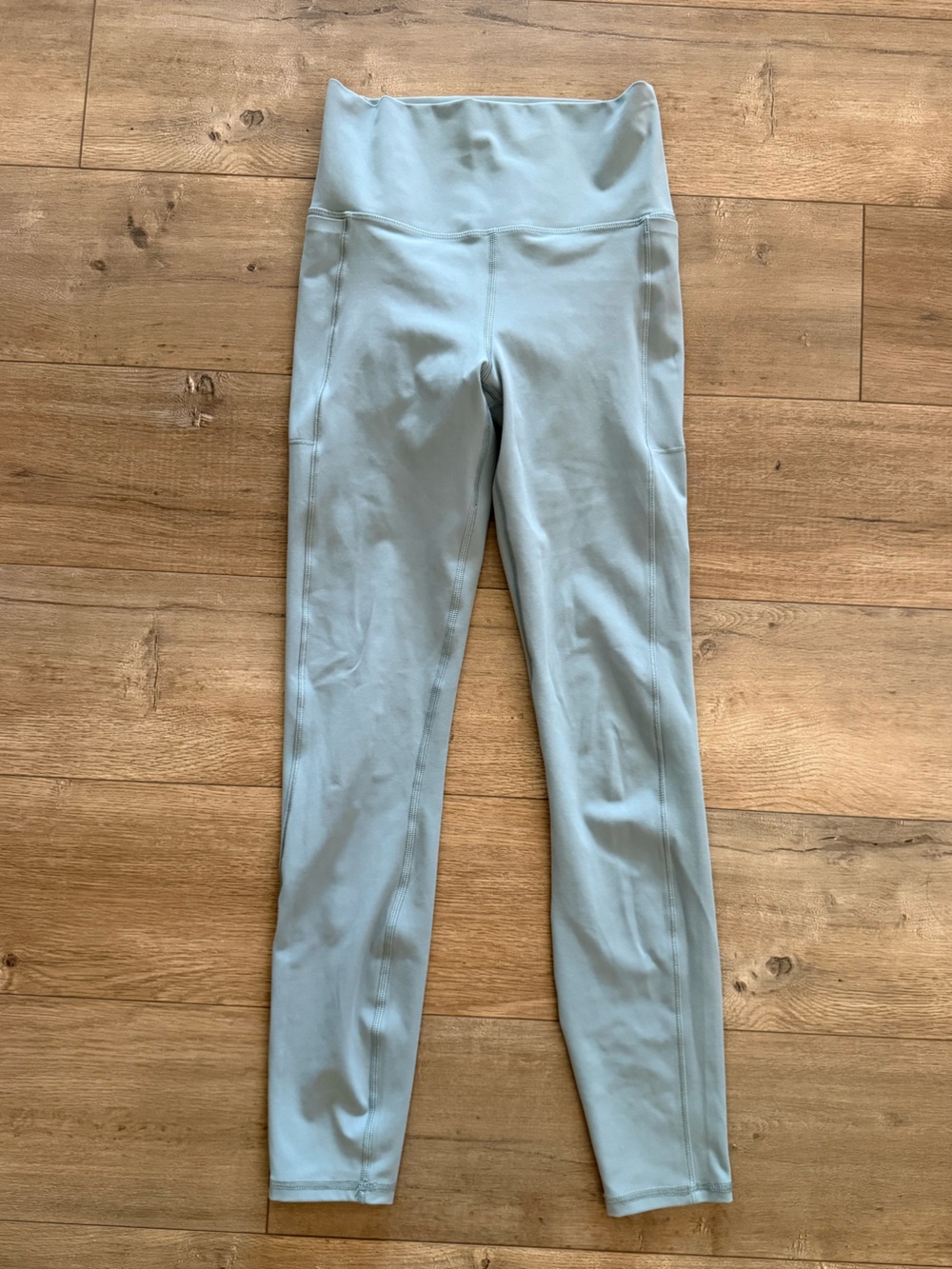 Vuori High-Waist Light Blue Leggings